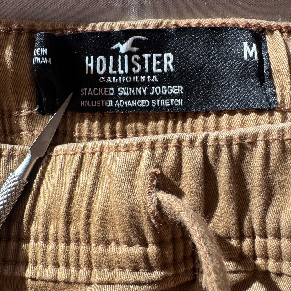 2x Hollister Boy's Jogger Style Cargo.